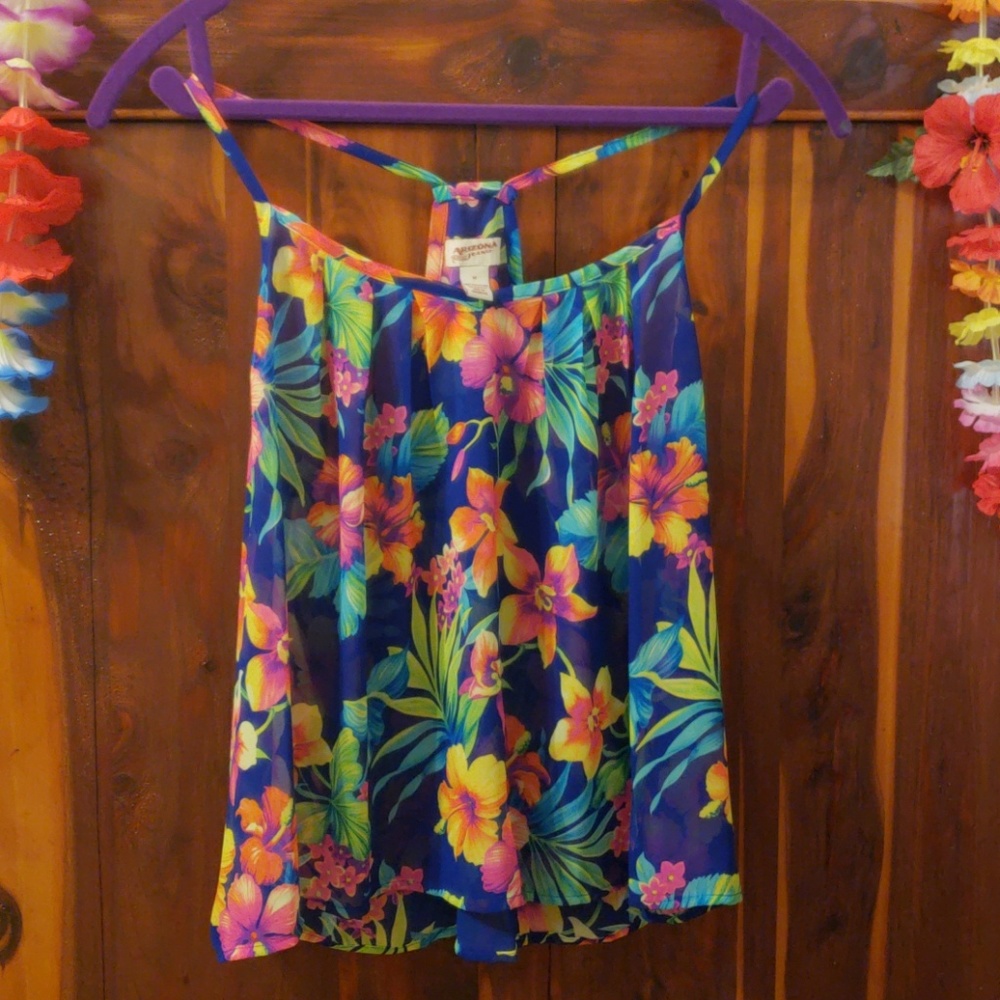 🥳4/$25🥳 Flowy summer top